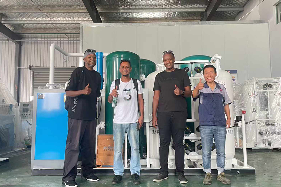 Klienci z Seszeli szybko składają zamówienia po wizycie w fabryce