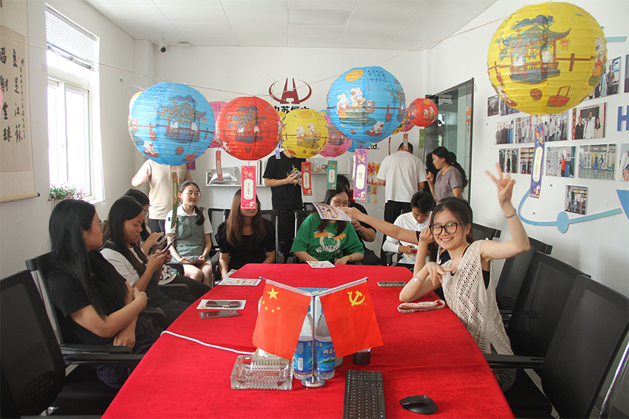 W Jiangsu Luoming odbywają się zajęcia związane z Festiwalem Środka Jesieni